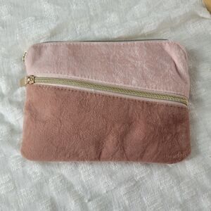 Heyday mauve soft pink gold zipper travel tech pouch 8 x 6 girlie fancy NWOT